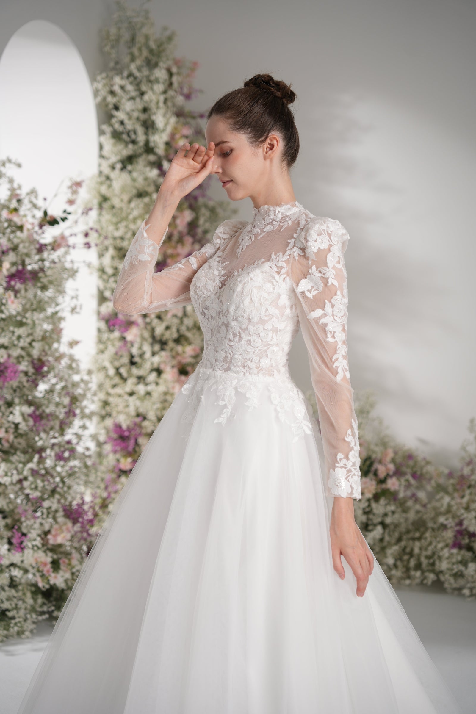 A-line High Neck Long Sleeves Mesh Full Lace Luxury Wedding Dress With Court Train