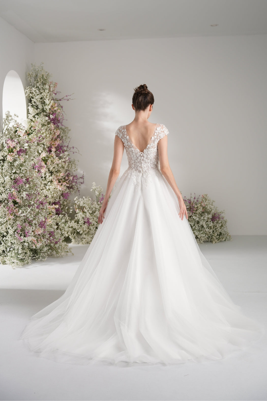 A-line Lllusion Neck Heavy Beading And Full Lace Mesh Elegant Wedding Dress With Court Train