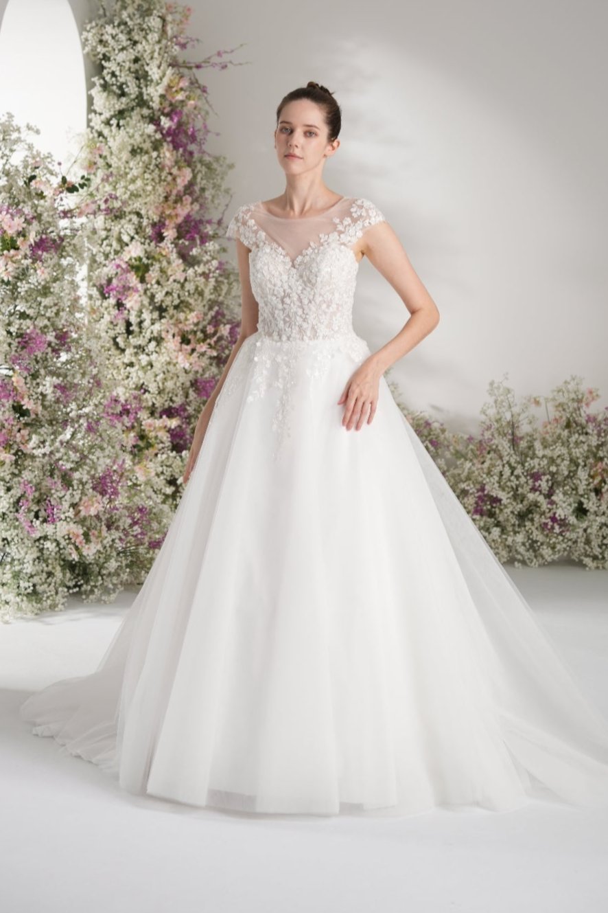 A-line Lllusion Neck Heavy Beading And Full Lace Mesh Elegant Wedding Dress With Court Train