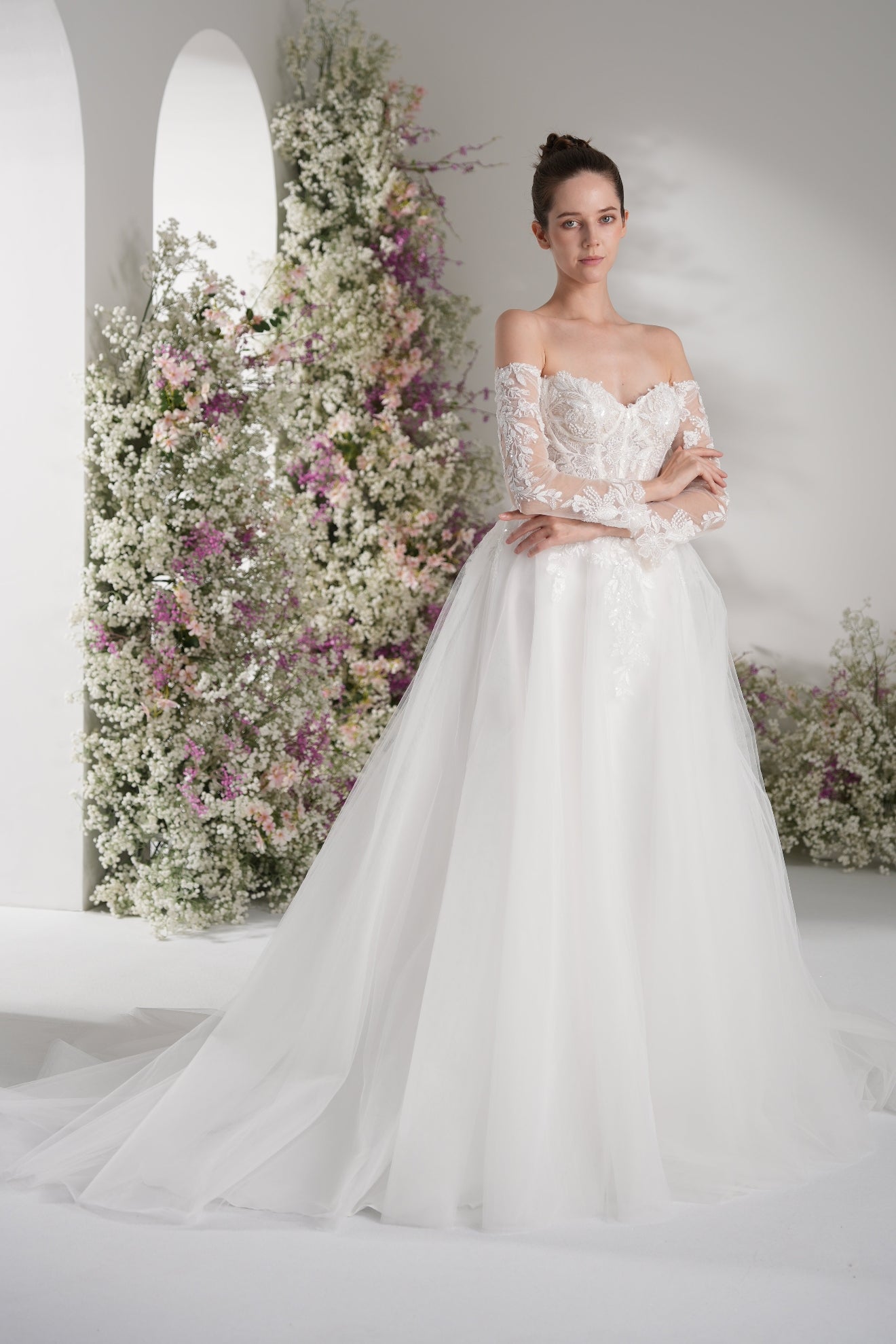 A-line Sweetheart Sleeveless Mesh Full Lace Elegant Wedding Dress With Court Train