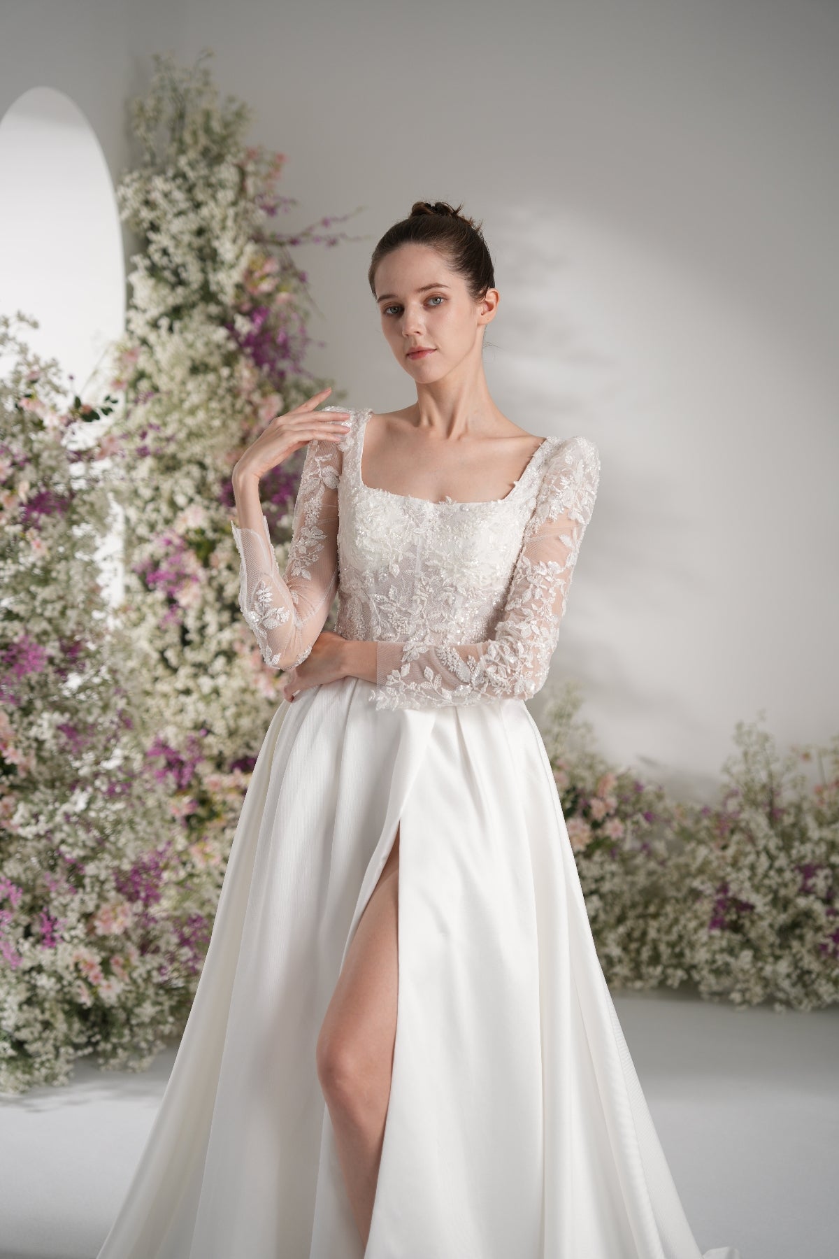 A-line Tank Top Long Sleeve Beading Lace Satin Elegant Wedding Dress With Court Train