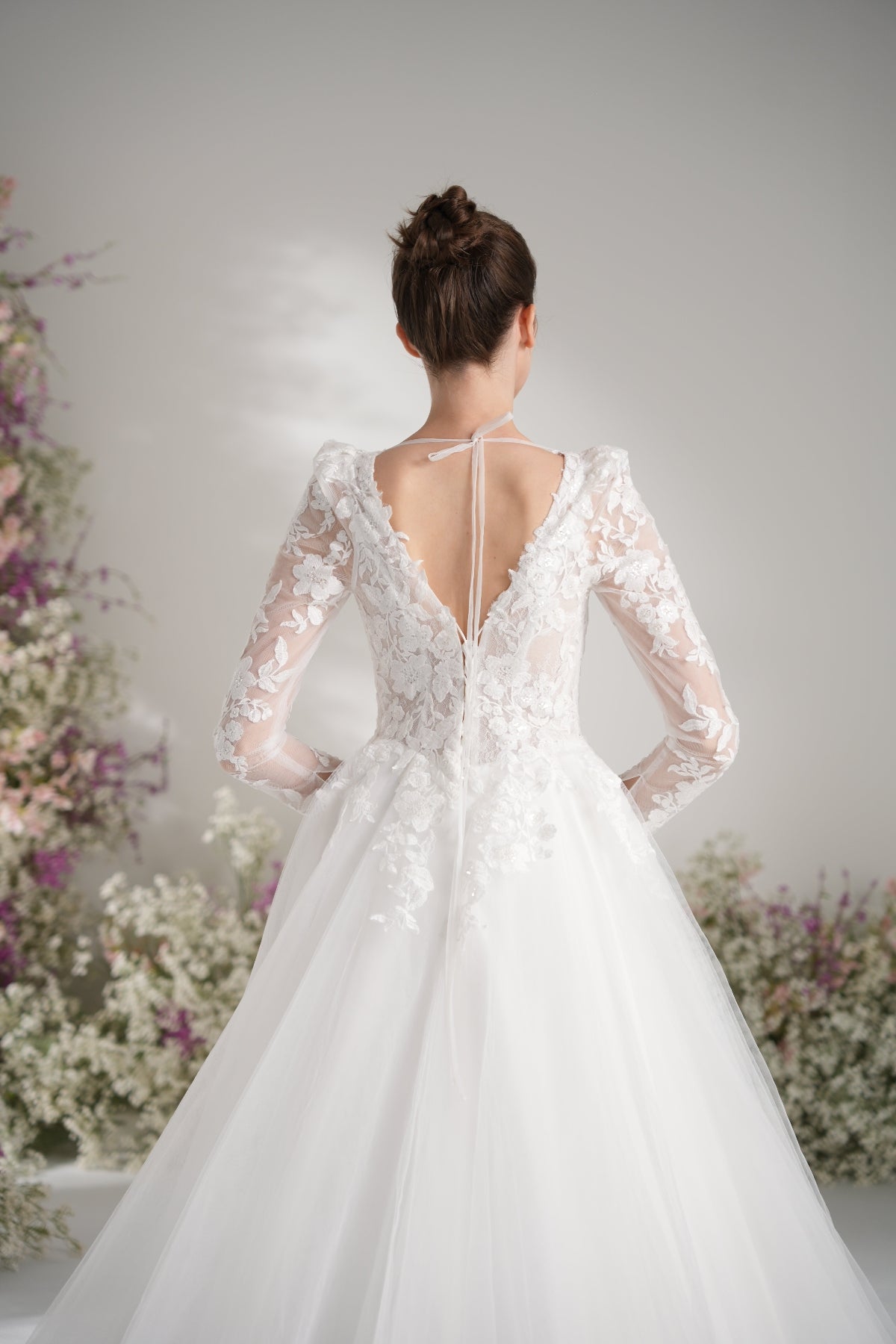 A-line V-neck Long Sleeve Mesh Lace Elegant Wedding Dress With Court Train